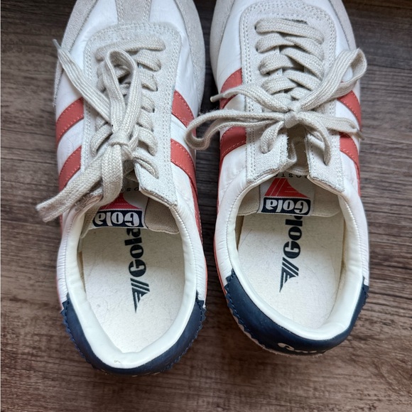 Gola Classic White and Red Trainers - Picture 1 of 2